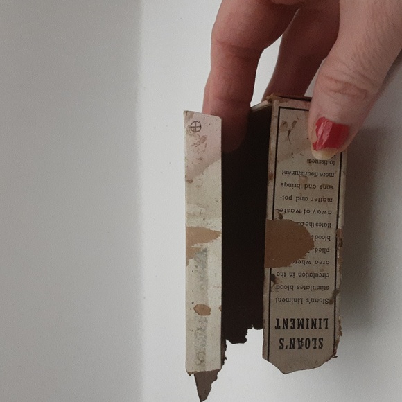 Vintage Sloans Liniment Medicine Bottle & Box - Picture 9 of 10